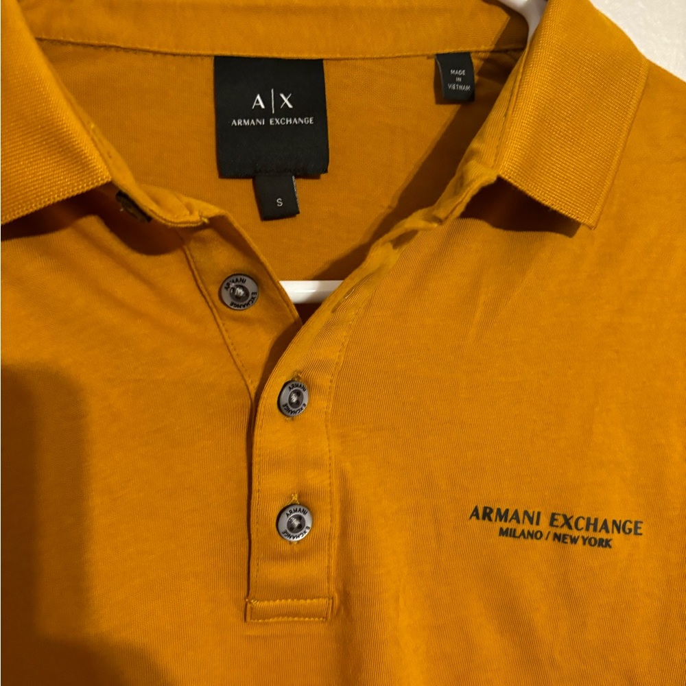 Armani Exchange Men's mustard Color Short-Sleeve Polo Shirt‎ Size S.
